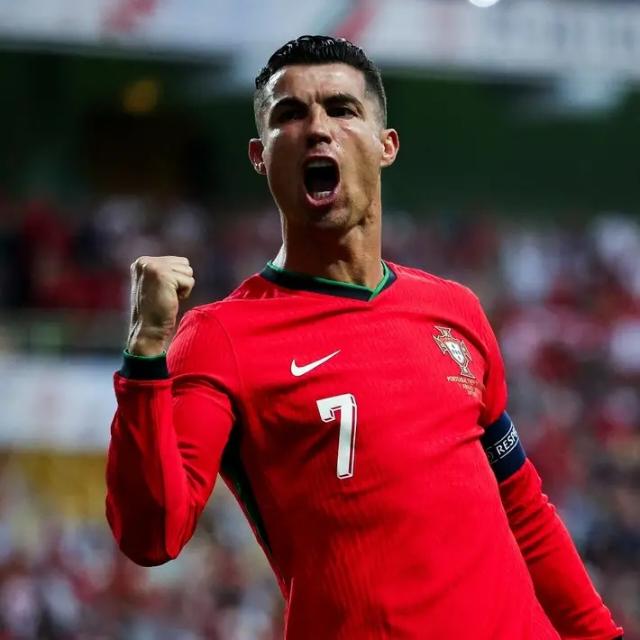 Cristiano Ronaldo Fan Club WhatsApp Channel