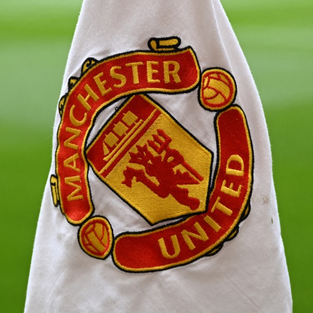Man United WhatsApp Channel by Express
