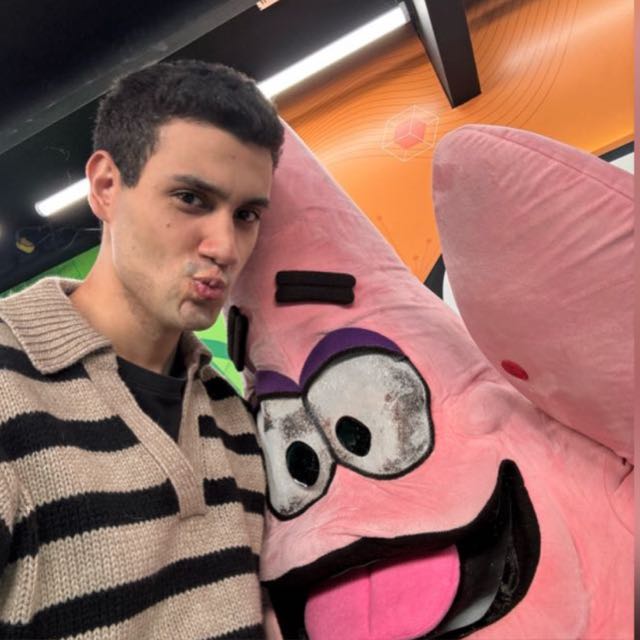 Canal de WhatsApp de Stickers, Videos, Música y Memes