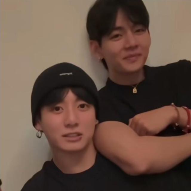 Canal de WhatsApp de BTS Taekook, Stickers y K-Pop