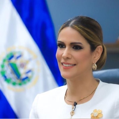 Canal de WhatsApp de Milena Mayorga: Embajadora de El Salvador