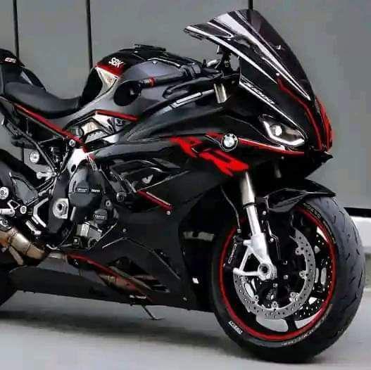 Canal no WhatsApp: Suzuki, Kawasaki, Ducati & Cia | Motos de luxo